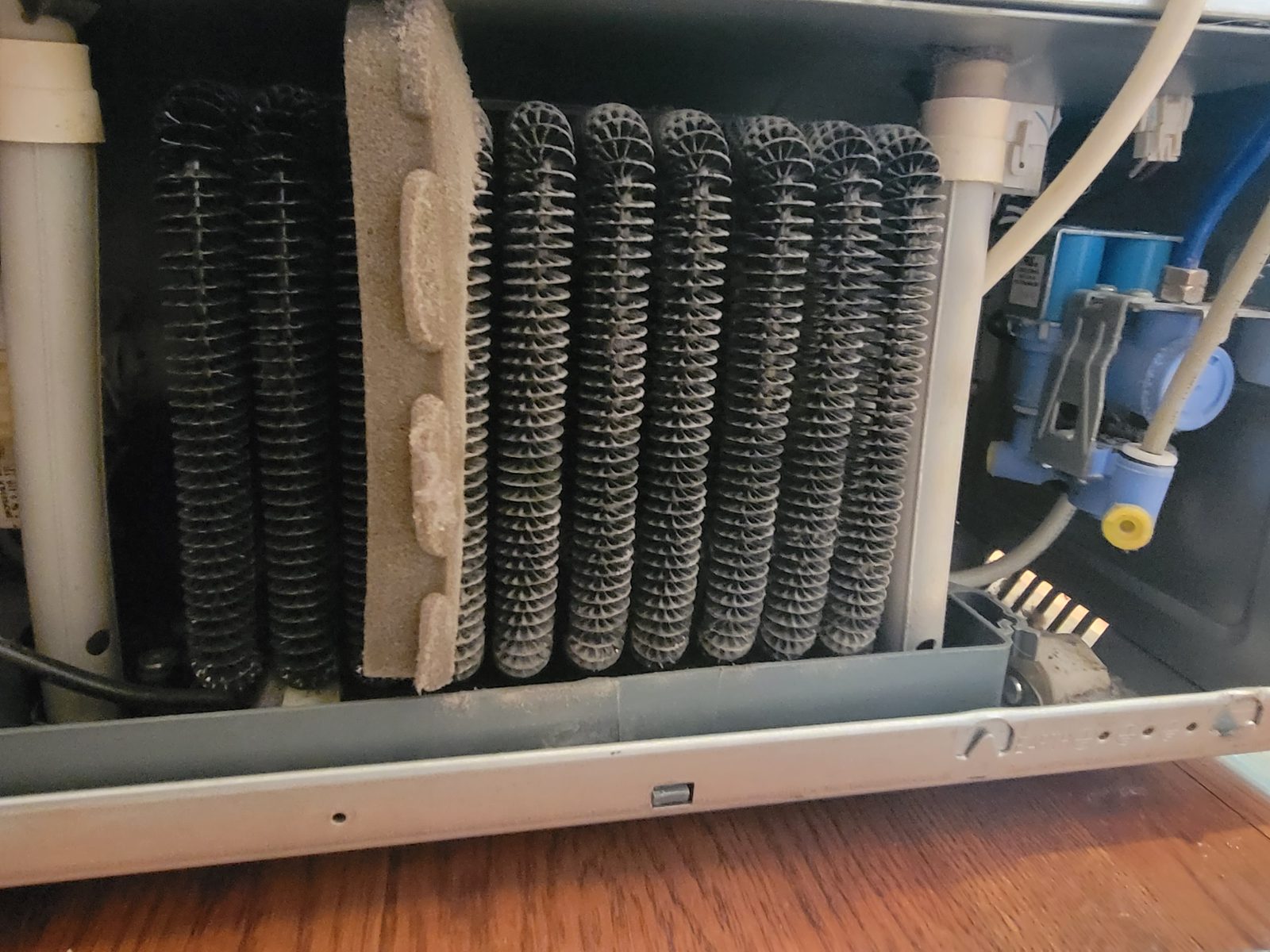 Dirty refrigerator coils