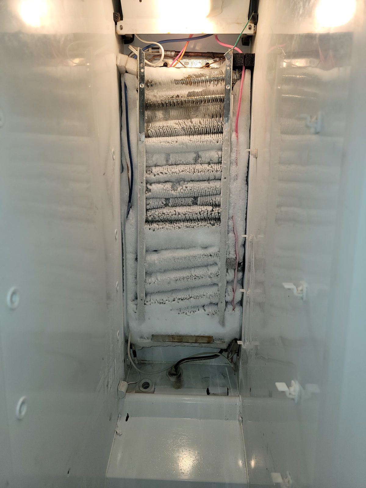 Refrigerator evaporator with a defrost heater failure